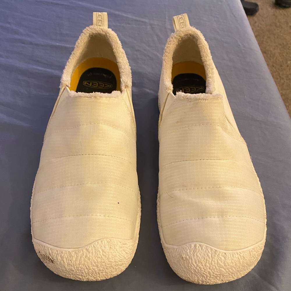 Keen slip on sneakers white size 10